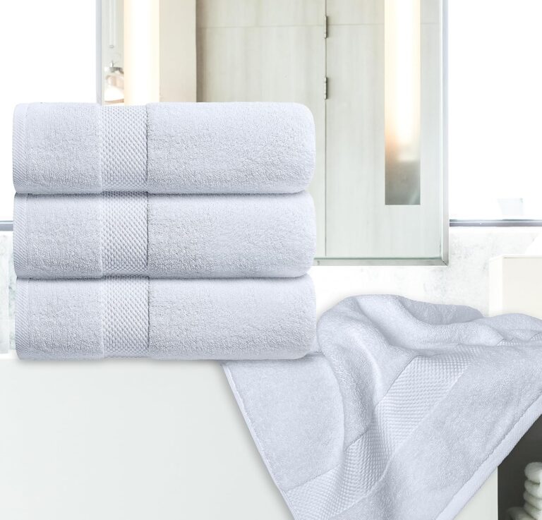 Large Towel Ksh 1,800/=